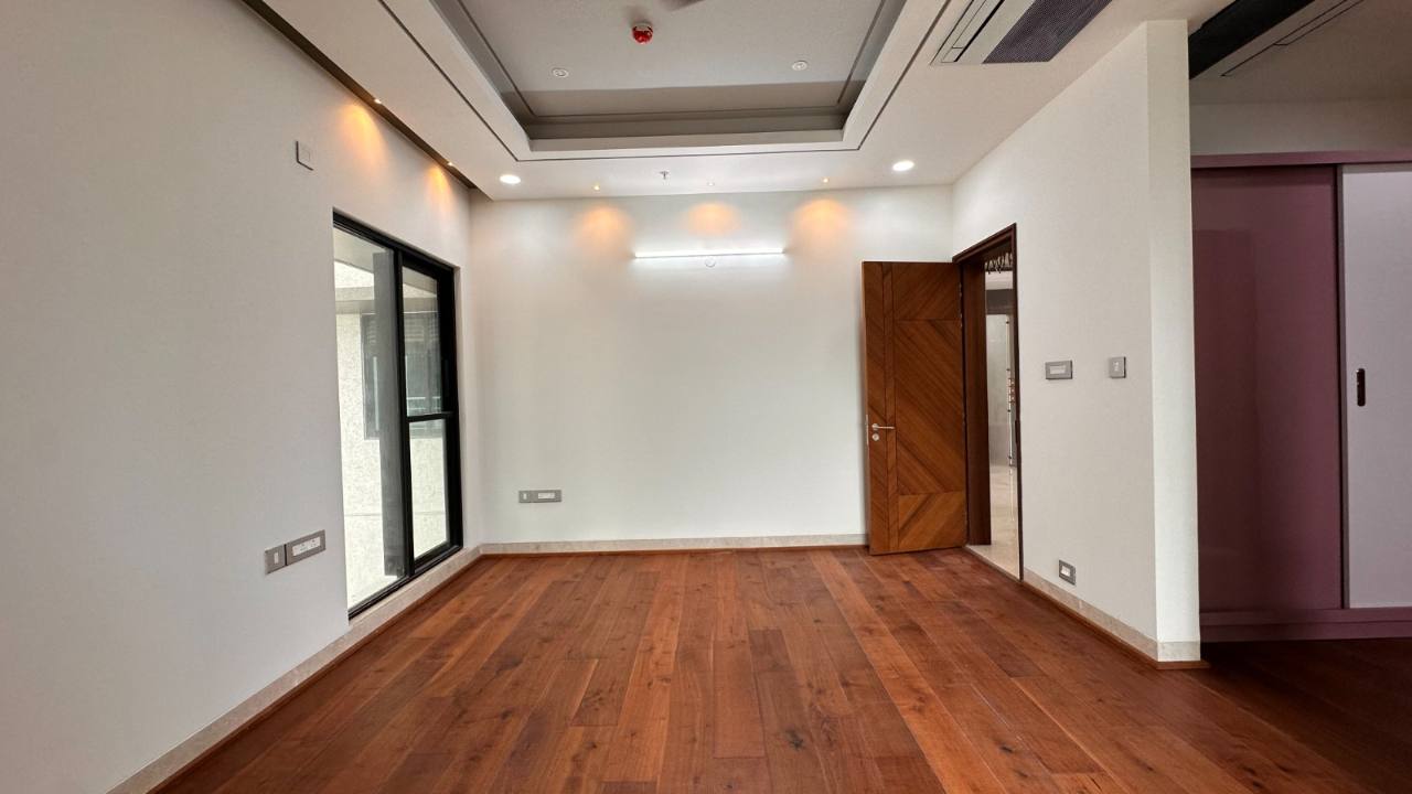 3 BHK Semi-furnished Apartment in Aparna One, Shaikpet, Hyderabad — photo 2