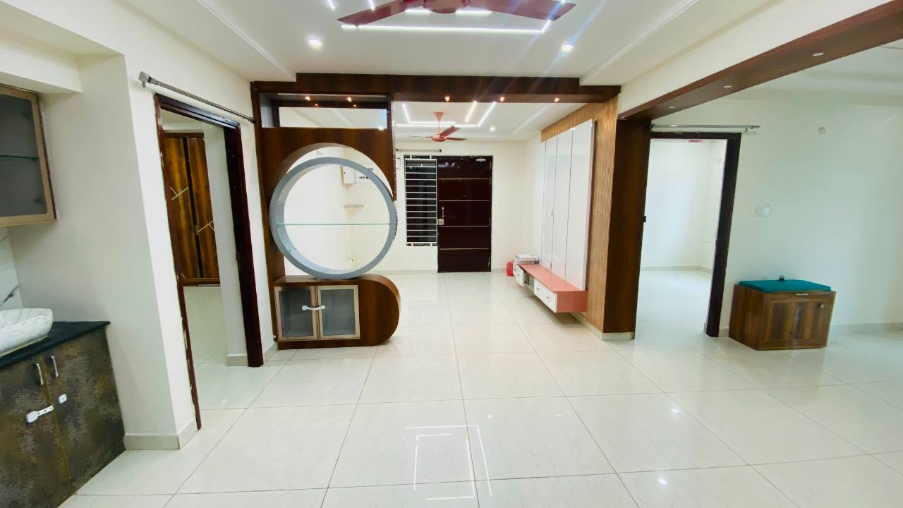 3 BHK Semi-furnished Apartment in Vasavi GP Trends, Nanakramguda, Hyderabad — photo 2