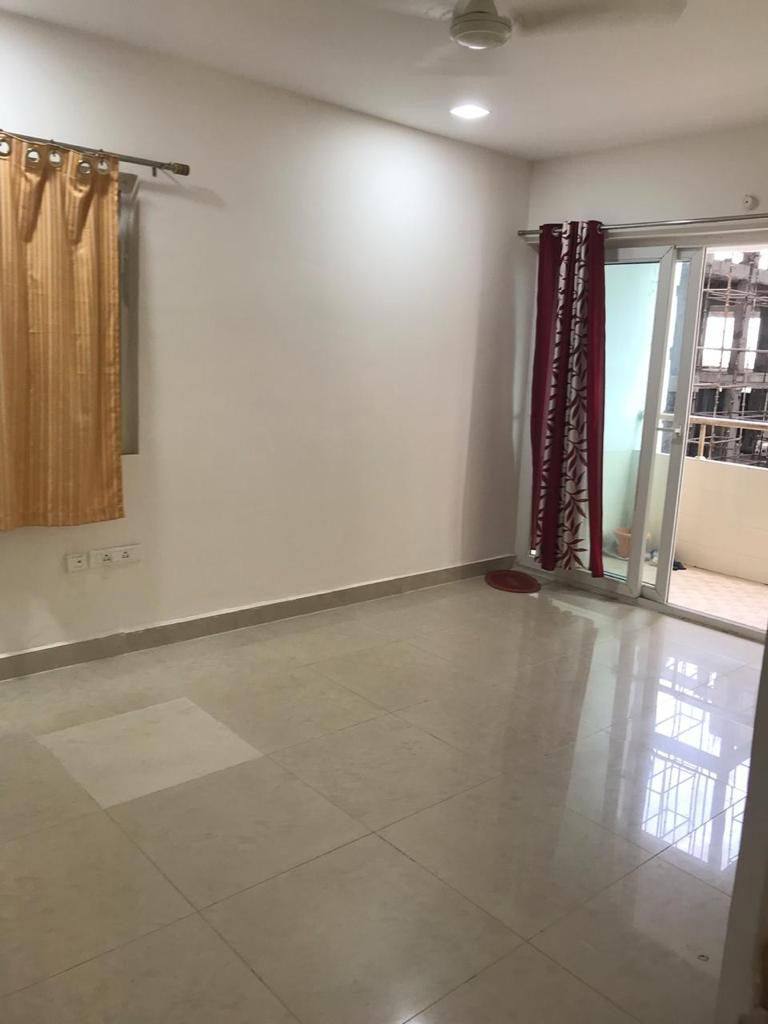 3 BHK Semi-furnished Apartment in 7 Hills Apartments, Narsingi, Hyderabad — photo 2