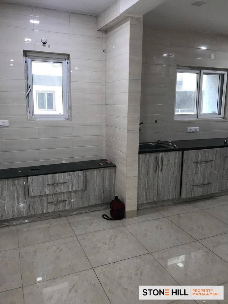 3 BHK Apartment for Rent in 7 Hills Apartments, Narsingi, Hyderabad — photo 3